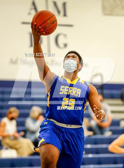 Thumbnail 2 in Serra @  Bellarmine College Prep photogallery.