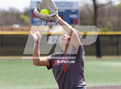 Thumbnail 1 in Horn vs Cedar Hill photogallery.