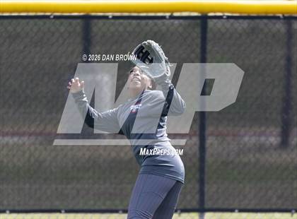 Thumbnail 1 in Horn vs Cedar Hill photogallery.