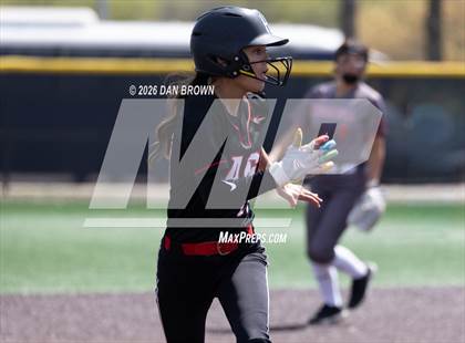 Thumbnail 3 in Horn vs Cedar Hill photogallery.