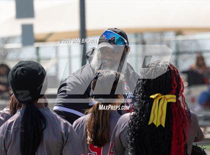 Thumbnail 1 in Horn vs Cedar Hill photogallery.