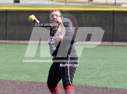 Thumbnail 1 in Horn vs Cedar Hill photogallery.