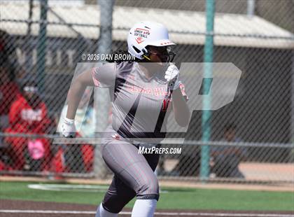 Thumbnail 2 in Horn vs Cedar Hill photogallery.