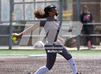Thumbnail 1 in Horn vs Cedar Hill photogallery.