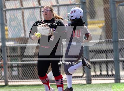 Thumbnail 1 in Horn vs Cedar Hill photogallery.