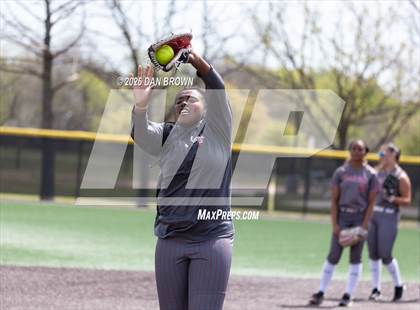 Thumbnail 1 in Horn vs Cedar Hill photogallery.