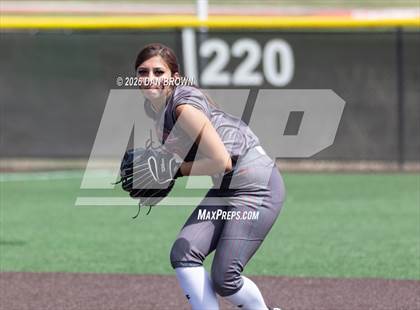 Thumbnail 1 in Horn vs Cedar Hill photogallery.