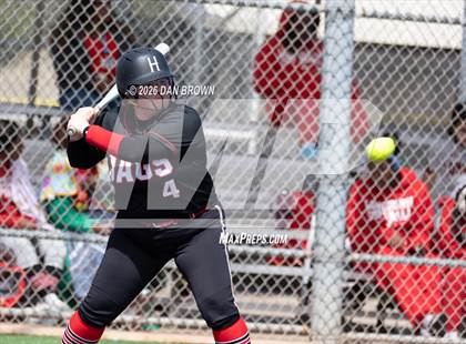 Thumbnail 3 in Horn vs Cedar Hill photogallery.