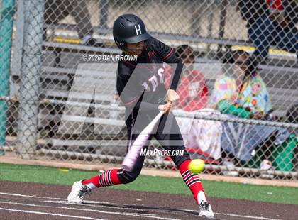 Thumbnail 3 in Horn vs Cedar Hill photogallery.