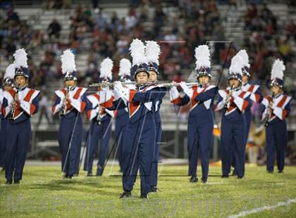 Thumbnail 1 in Veterans Memorial vs Los Fresnos photogallery.