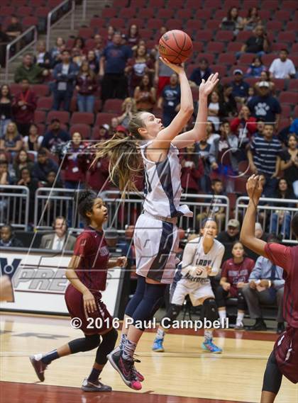 Thumbnail 3 in Sierra Linda vs Cactus Shadows (AIA D2 Semifinal) photogallery.