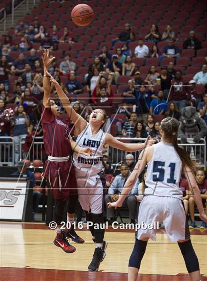 Thumbnail 3 in Sierra Linda vs Cactus Shadows (AIA D2 Semifinal) photogallery.