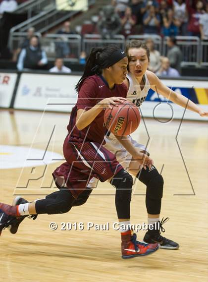 Thumbnail 2 in Sierra Linda vs Cactus Shadows (AIA D2 Semifinal) photogallery.