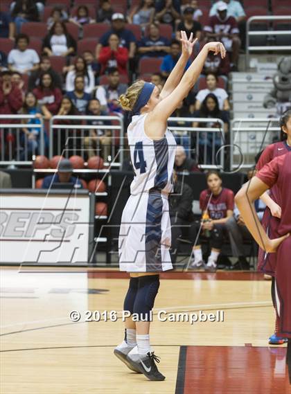Thumbnail 2 in Sierra Linda vs Cactus Shadows (AIA D2 Semifinal) photogallery.