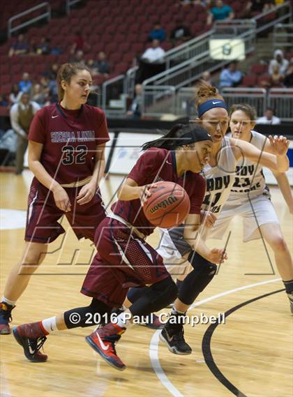Thumbnail 2 in Sierra Linda vs Cactus Shadows (AIA D2 Semifinal) photogallery.