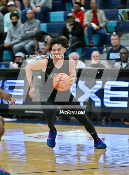 Thumbnail 3 in Calvary Christian Academy vs Auburn (State Champions Invitational) photogallery.