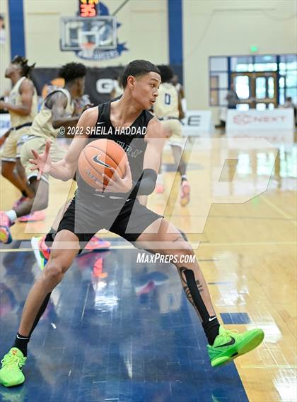 Thumbnail 1 in Calvary Christian Academy vs Auburn (State Champions Invitational) photogallery.