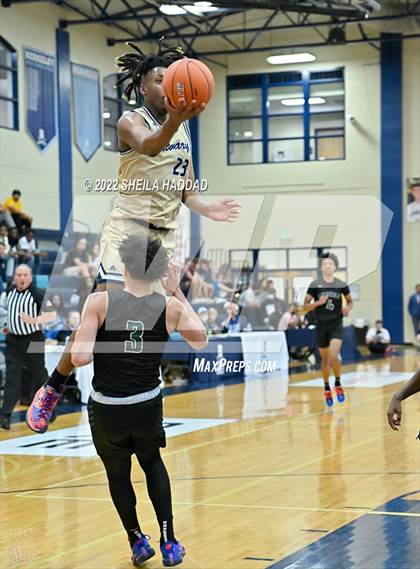 Thumbnail 2 in Calvary Christian Academy vs Auburn (State Champions Invitational) photogallery.
