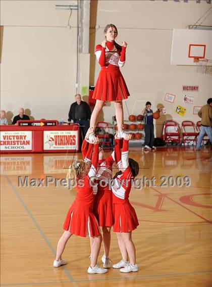 Thumbnail 3 in Elliot Christian vs. Victory Christian (Viking Classic) photogallery.