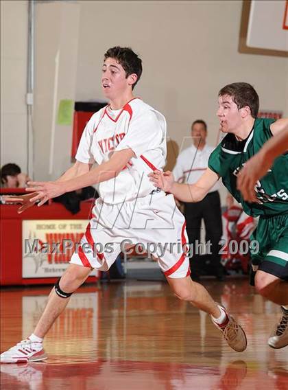 Thumbnail 2 in Elliot Christian vs. Victory Christian (Viking Classic) photogallery.