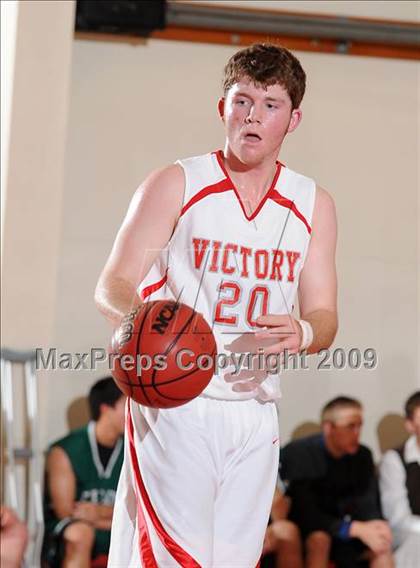 Thumbnail 3 in Elliot Christian vs. Victory Christian (Viking Classic) photogallery.