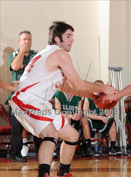 Thumbnail 1 in Elliot Christian vs. Victory Christian (Viking Classic) photogallery.