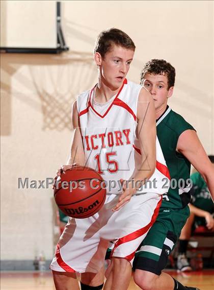 Thumbnail 2 in Elliot Christian vs. Victory Christian (Viking Classic) photogallery.