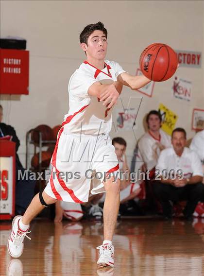 Thumbnail 2 in Elliot Christian vs. Victory Christian (Viking Classic) photogallery.