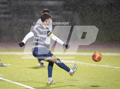 Thumbnail 3 in Fort Collins vs Legacy (CHSAA 5A Round 1) photogallery.