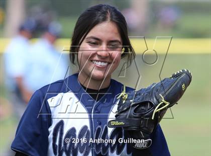 Thumbnail 3 in Chavez vs. South East (CIF LA City Section D2 Final) photogallery.