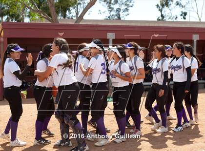 Thumbnail 3 in Chavez vs. South East (CIF LA City Section D2 Final) photogallery.