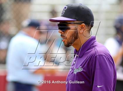 Thumbnail 1 in Chavez vs. South East (CIF LA City Section D2 Final) photogallery.