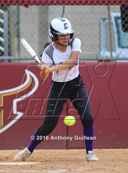 Thumbnail 1 in Chavez vs. South East (CIF LA City Section D2 Final) photogallery.