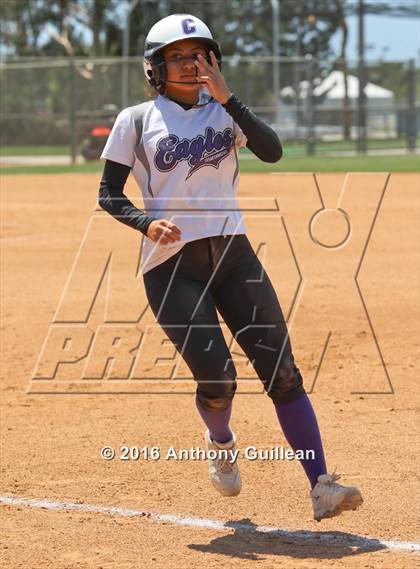 Thumbnail 1 in Chavez vs. South East (CIF LA City Section D2 Final) photogallery.