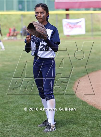 Thumbnail 2 in Chavez vs. South East (CIF LA City Section D2 Final) photogallery.