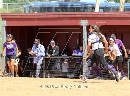 Thumbnail 3 in Chavez vs. South East (CIF LA City Section D2 Final) photogallery.
