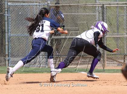 Thumbnail 2 in Chavez vs. South East (CIF LA City Section D2 Final) photogallery.