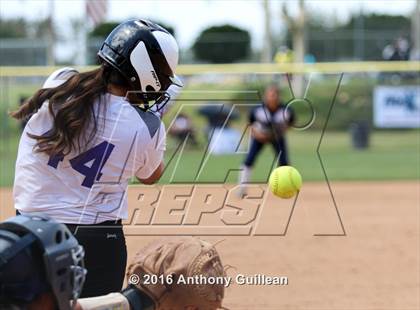 Thumbnail 1 in Chavez vs. South East (CIF LA City Section D2 Final) photogallery.