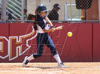 Thumbnail 2 in Chavez vs. South East (CIF LA City Section D2 Final) photogallery.