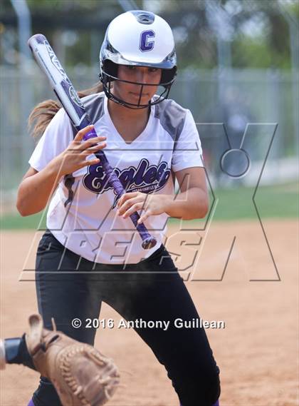 Thumbnail 3 in Chavez vs. South East (CIF LA City Section D2 Final) photogallery.