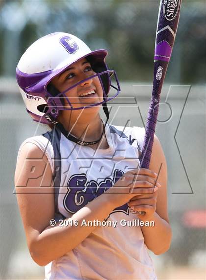Thumbnail 3 in Chavez vs. South East (CIF LA City Section D2 Final) photogallery.