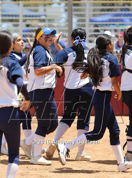 Thumbnail 1 in Chavez vs. South East (CIF LA City Section D2 Final) photogallery.