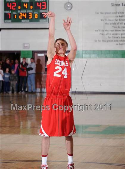 Thumbnail 1 in Siren vs. Luck photogallery.