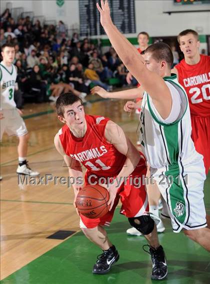 Thumbnail 3 in Siren vs. Luck photogallery.