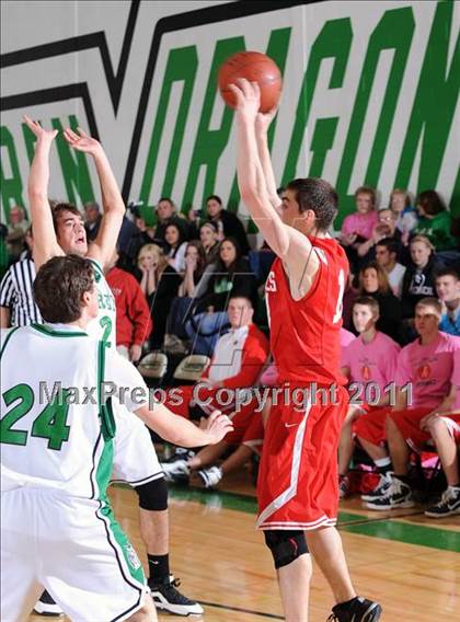 Thumbnail 3 in Siren vs. Luck photogallery.