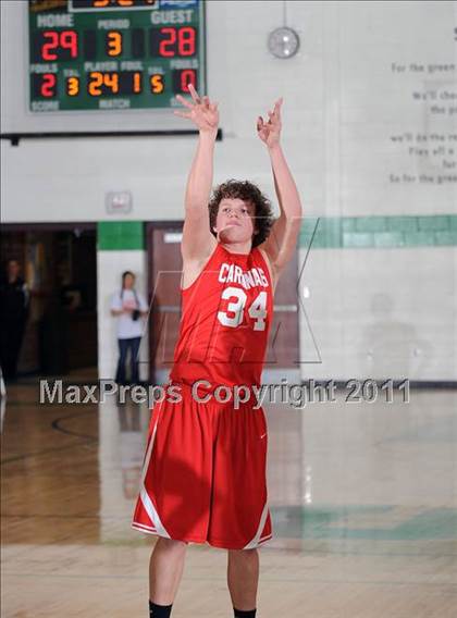 Thumbnail 2 in Siren vs. Luck photogallery.