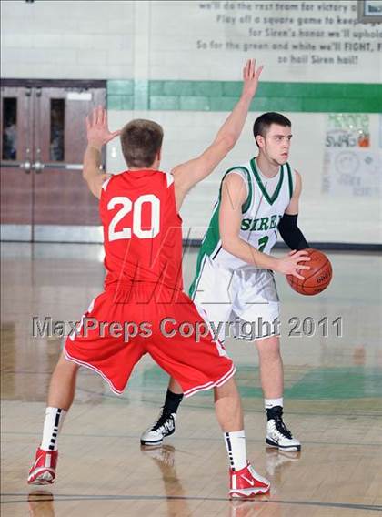 Thumbnail 1 in Siren vs. Luck photogallery.