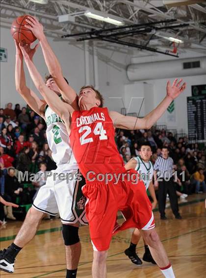 Thumbnail 2 in Siren vs. Luck photogallery.