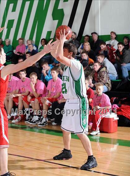 Thumbnail 1 in Siren vs. Luck photogallery.