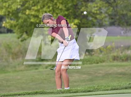 Thumbnail 2 in Yorktown Invitational photogallery.